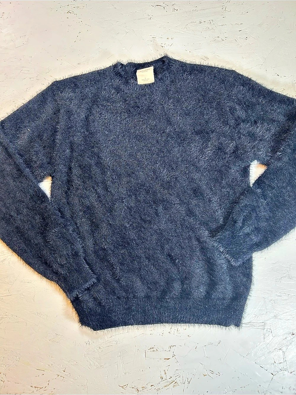Massive Luxury Fuzzy Crewneck Sweater in Black Large